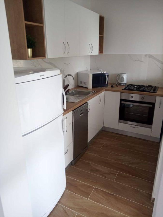 Apartmani Sol Vlasici باغ المظهر الخارجي الصورة